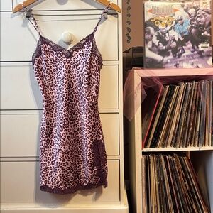 Vintage Victoria Secret Leopard Chemise Y2K Slip Dress Mini Printed Lace Baddie